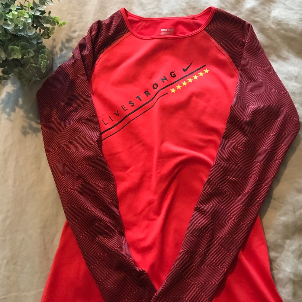 NIKE Livestrong DriFit Longsleeve